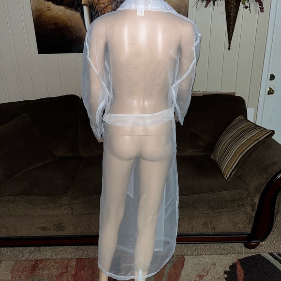 Inner Self~Women Size Small Sheer Robe - Picture 4 of 9